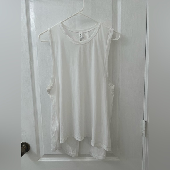 Lululemon All Tied Up Tank (Size 8) - Picture 6 of 12